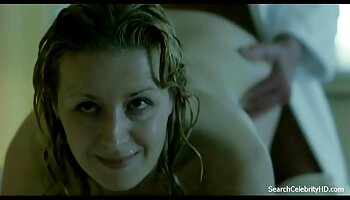 داغ Milf سیبیل استالونه بهترین عکسهای سکسی متحرک بیدمشک مرطوب خود را کتک می زند