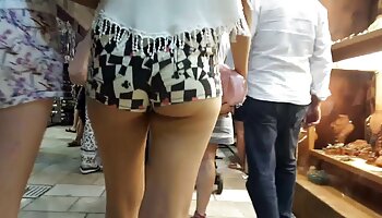 جلسه وحشیانه Gangbang برای سبزه ریزه عکس سکسی متحرک زیبا